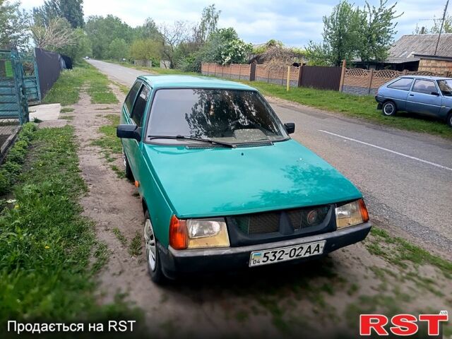 Зеленый ЗАЗ Таврия, объемом двигателя 1.1 л и пробегом 100 тыс. км за 800 $, фото 1 на Automoto.ua