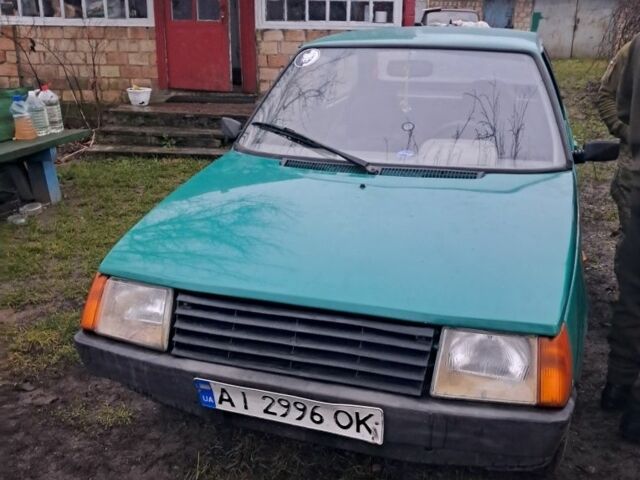 Зелений ЗАЗ Таврія, об'ємом двигуна 1.1 л та пробігом 100 тис. км за 550 $, фото 1 на Automoto.ua