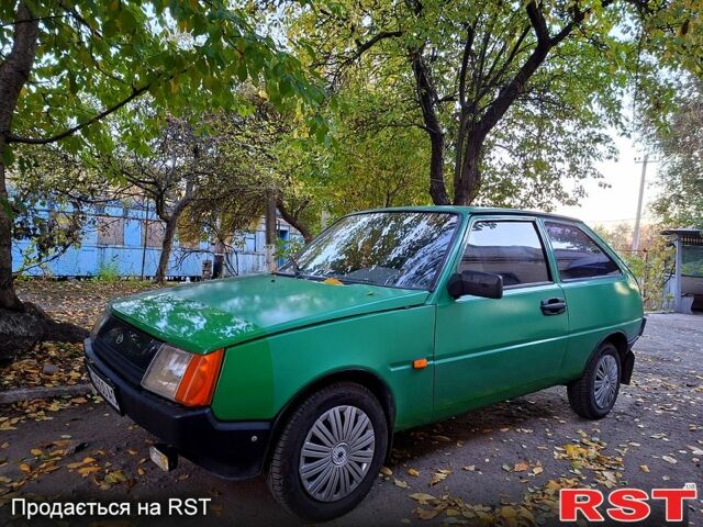 ЗАЗ Таврия 2003 в Днепре (Днепропетровске) на Automoto.ua Зеленый ЗАЗ Таврия, объемом двигателя 1.1 л и пробегом 145 тыс. км за 1000 $, фото 1 на Automoto.ua