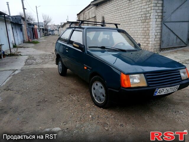 Зеленый ЗАЗ Таврия, объемом двигателя 1.2 л и пробегом 250 тыс. км за 650 $, фото 1 на Automoto.ua