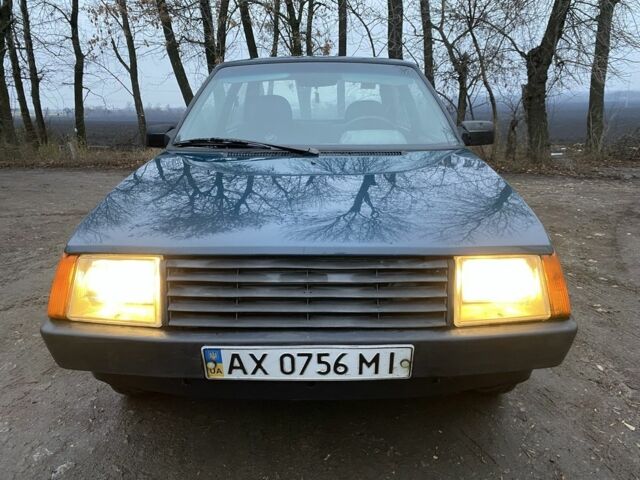 Зеленый ЗАЗ Таврия, объемом двигателя 1.1 л и пробегом 135 тыс. км за 800 $, фото 1 на Automoto.ua