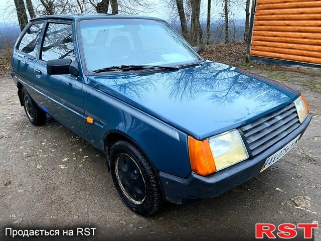 Зеленый ЗАЗ Таврия, объемом двигателя 1.1 л и пробегом 135 тыс. км за 800 $, фото 1 на Automoto.ua