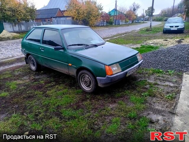 Зелений ЗАЗ Таврія, об'ємом двигуна 1.1 л та пробігом 142 тис. км за 650 $, фото 1 на Automoto.ua
