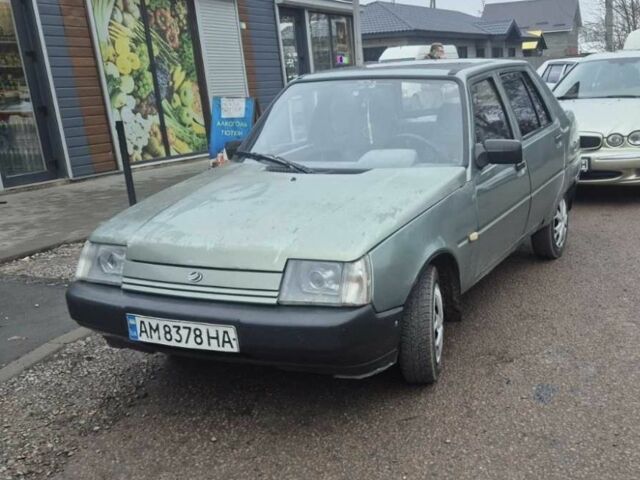 Зеленый ЗАЗ Таврия, объемом двигателя 1.2 л и пробегом 300 тыс. км за 800 $, фото 1 на Automoto.ua