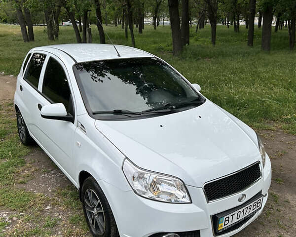 Белый ЗАЗ Вида, объемом двигателя 1.5 л и пробегом 44 тыс. км за 5400 $, фото 1 на Automoto.ua