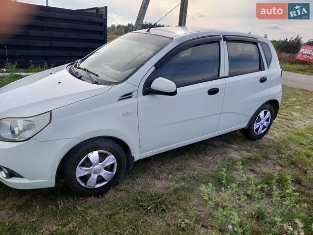 Белый ЗАЗ Вида, объемом двигателя 1.5 л и пробегом 130 тыс. км за 4700 $, фото 1 на Automoto.ua