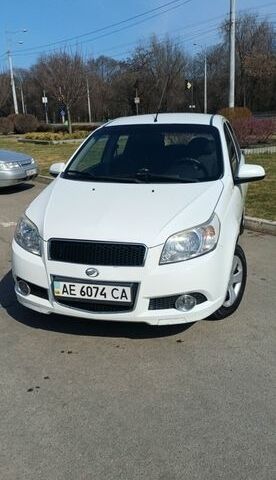 Белый ЗАЗ Вида, объемом двигателя 1.5 л и пробегом 98 тыс. км за 4500 $, фото 1 на Automoto.ua