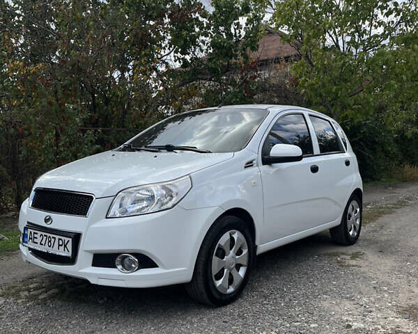 Белый ЗАЗ Вида, объемом двигателя 1.5 л и пробегом 65 тыс. км за 4700 $, фото 1 на Automoto.ua