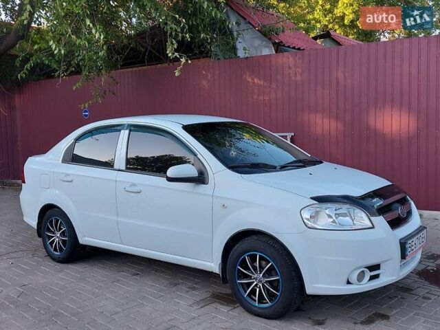 Белый ЗАЗ Вида, объемом двигателя 1.5 л и пробегом 153 тыс. км за 4700 $, фото 1 на Automoto.ua