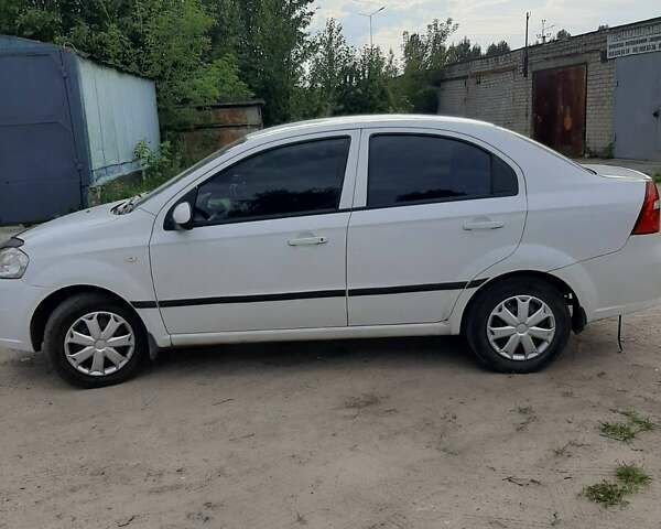 Белый ЗАЗ Вида, объемом двигателя 1.5 л и пробегом 183 тыс. км за 3600 $, фото 1 на Automoto.ua