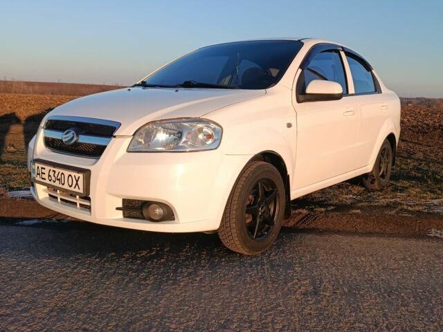 Белый ЗАЗ Вида, объемом двигателя 1.5 л и пробегом 240 тыс. км за 4200 $, фото 1 на Automoto.ua