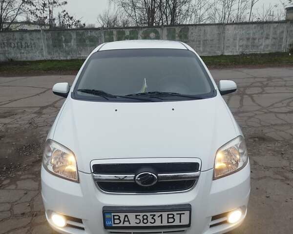 Белый ЗАЗ Вида, объемом двигателя 1.5 л и пробегом 157 тыс. км за 4700 $, фото 1 на Automoto.ua