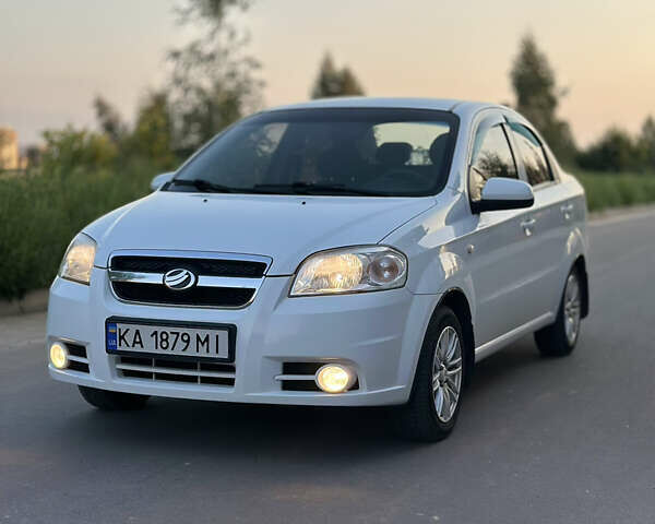 Белый ЗАЗ Вида, объемом двигателя 1.5 л и пробегом 280 тыс. км за 3750 $, фото 1 на Automoto.ua