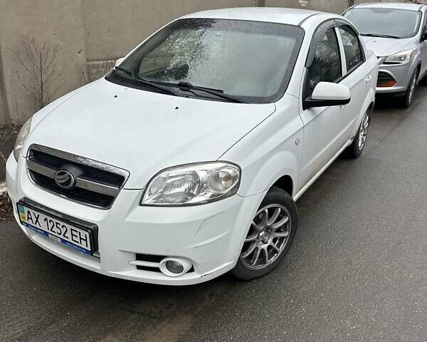 Белый ЗАЗ Вида, объемом двигателя 1.5 л и пробегом 107 тыс. км за 4500 $, фото 1 на Automoto.ua