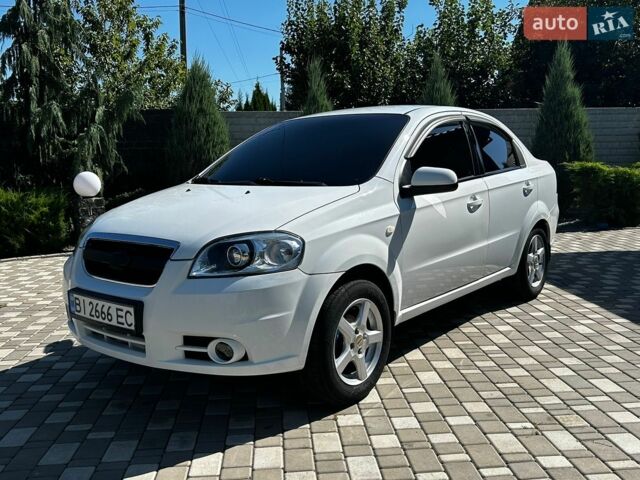 Белый ЗАЗ Вида, объемом двигателя 1.5 л и пробегом 330 тыс. км за 3900 $, фото 1 на Automoto.ua
