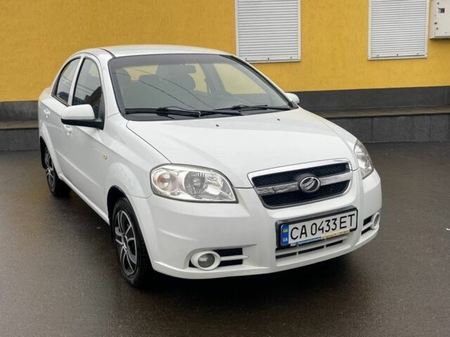 Білий ЗАЗ Віда, об'ємом двигуна 1.5 л та пробігом 80 тис. км за 3500 $, фото 1 на Automoto.ua