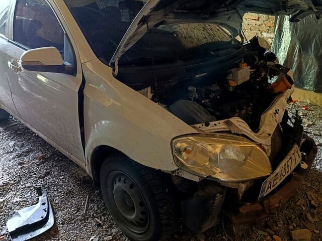 Белый ЗАЗ Вида, объемом двигателя 1.5 л и пробегом 195 тыс. км за 1400 $, фото 1 на Automoto.ua