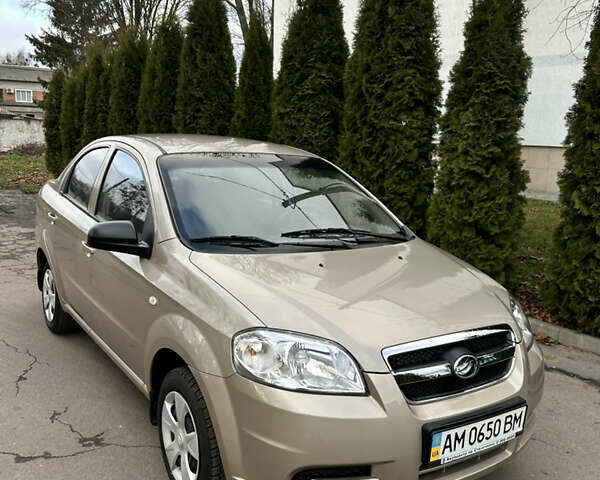 Бежевый ЗАЗ Вида, объемом двигателя 1.5 л и пробегом 8 тыс. км за 8000 $, фото 1 на Automoto.ua