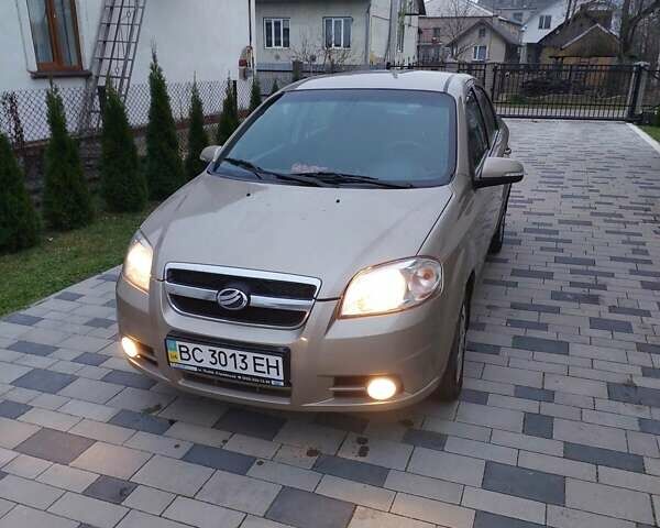 Бежевий ЗАЗ Віда, об'ємом двигуна 1.5 л та пробігом 118 тис. км за 4000 $, фото 1 на Automoto.ua