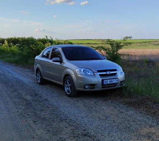 Бежевый ЗАЗ Вида, объемом двигателя 1.5 л и пробегом 143 тыс. км за 3900 $, фото 1 на Automoto.ua