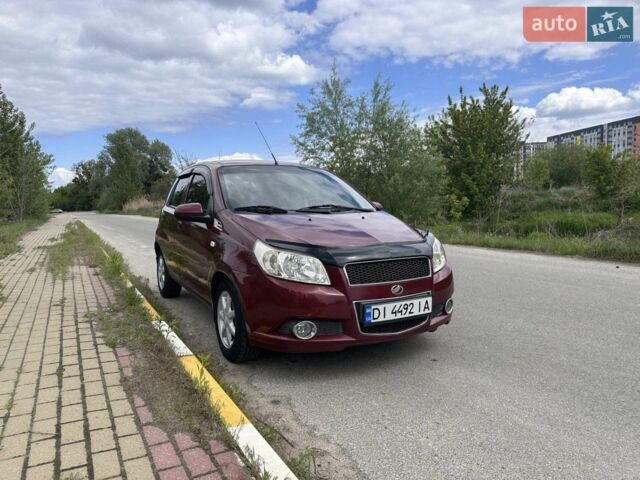 Красный ЗАЗ Вида, объемом двигателя 1.4 л и пробегом 133 тыс. км за 5400 $, фото 1 на Automoto.ua