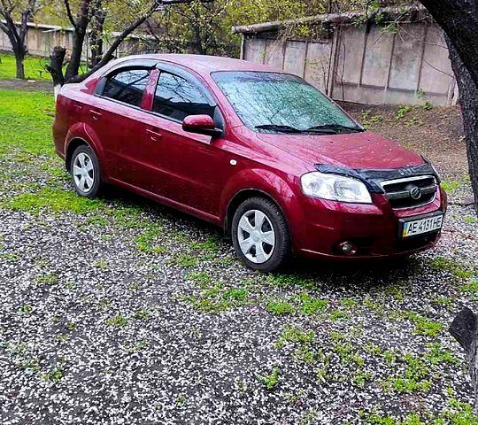 Красный ЗАЗ Вида, объемом двигателя 1.5 л и пробегом 73 тыс. км за 5500 $, фото 1 на Automoto.ua