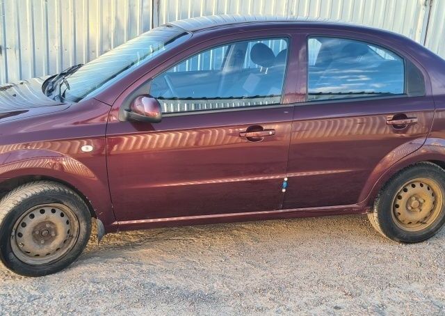 Красный ЗАЗ Вида, объемом двигателя 1.5 л и пробегом 105 тыс. км за 3500 $, фото 1 на Automoto.ua