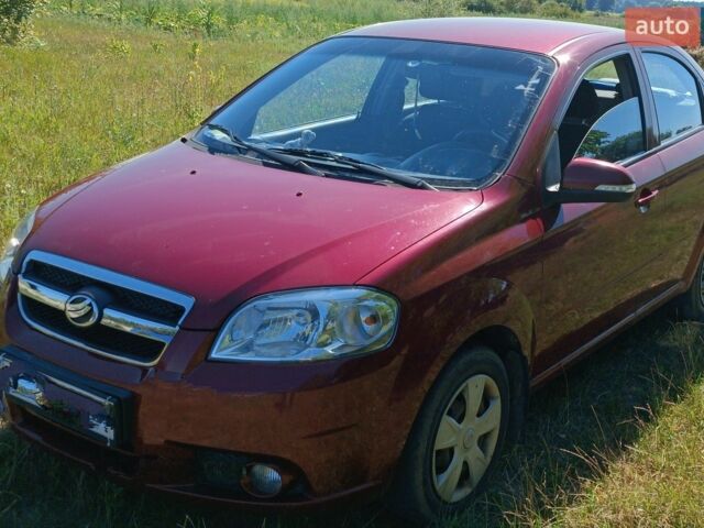 Красный ЗАЗ Вида, объемом двигателя 1.5 л и пробегом 73 тыс. км за 6000 $, фото 1 на Automoto.ua