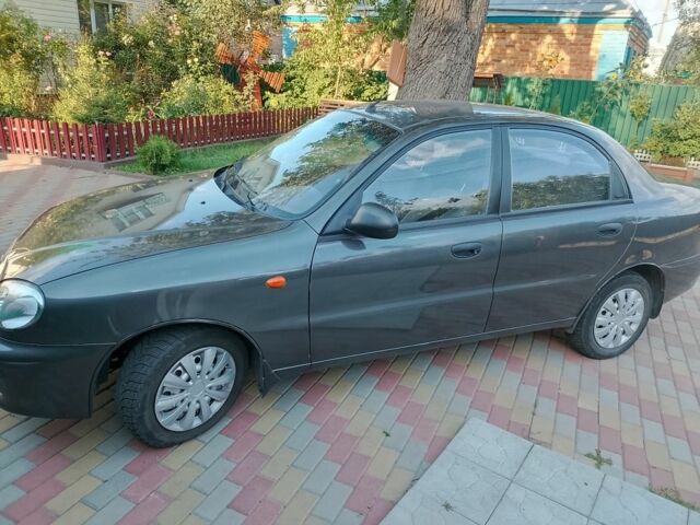 Серый ЗАЗ Вида, объемом двигателя 1.3 л и пробегом 88 тыс. км за 2400 $, фото 1 на Automoto.ua