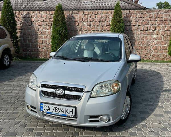 Сірий ЗАЗ Віда, об'ємом двигуна 1.5 л та пробігом 170 тис. км за 3500 $, фото 1 на Automoto.ua