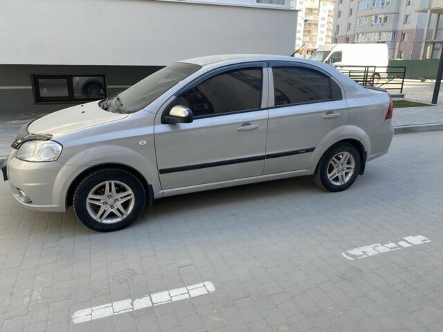 Серый ЗАЗ Вида, объемом двигателя 1.5 л и пробегом 206 тыс. км за 3300 $, фото 1 на Automoto.ua