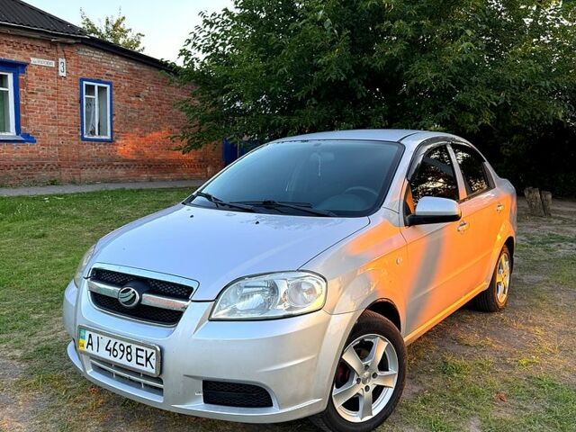 Сірий ЗАЗ Віда, об'ємом двигуна 1.5 л та пробігом 237 тис. км за 4150 $, фото 1 на Automoto.ua