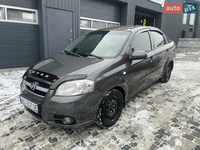 Сірий ЗАЗ Віда, об'ємом двигуна 1.5 л та пробігом 325 тис. км за 3300 $, фото 1 на Automoto.ua