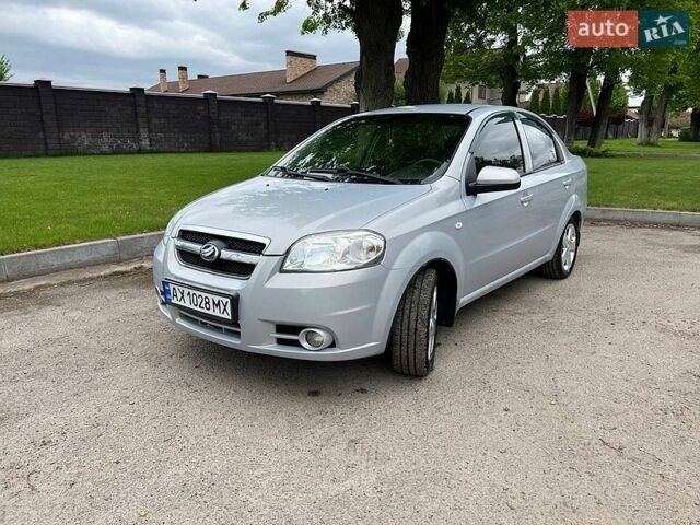 Серый ЗАЗ Вида, объемом двигателя 1.5 л и пробегом 100 тыс. км за 4500 $, фото 1 на Automoto.ua