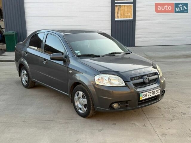 Серый ЗАЗ Вида, объемом двигателя 1.5 л и пробегом 180 тыс. км за 3000 $, фото 1 на Automoto.ua