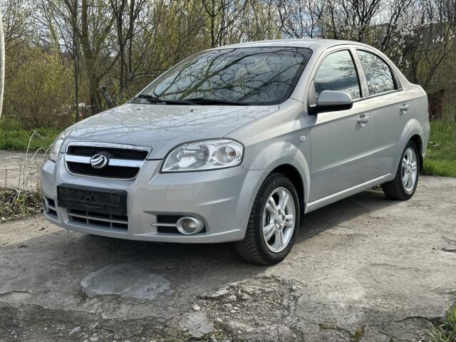 Сірий ЗАЗ Віда, об'ємом двигуна 1.4 л та пробігом 73 тис. км за 5500 $, фото 1 на Automoto.ua