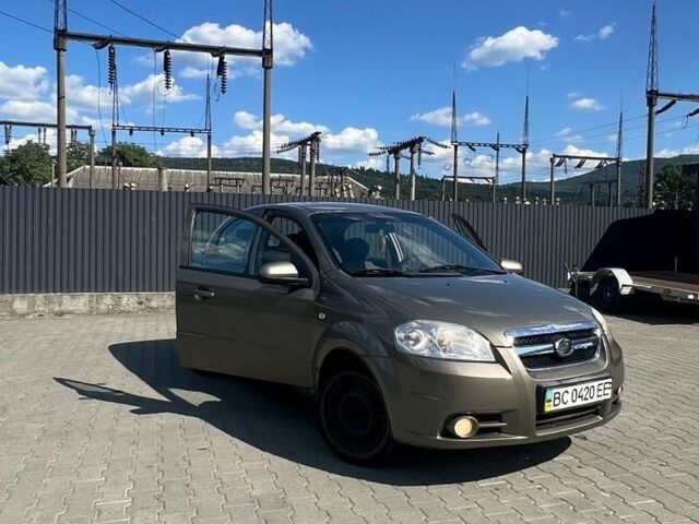 Зелений ЗАЗ Віда, об'ємом двигуна 1.5 л та пробігом 129 тис. км за 3000 $, фото 1 на Automoto.ua