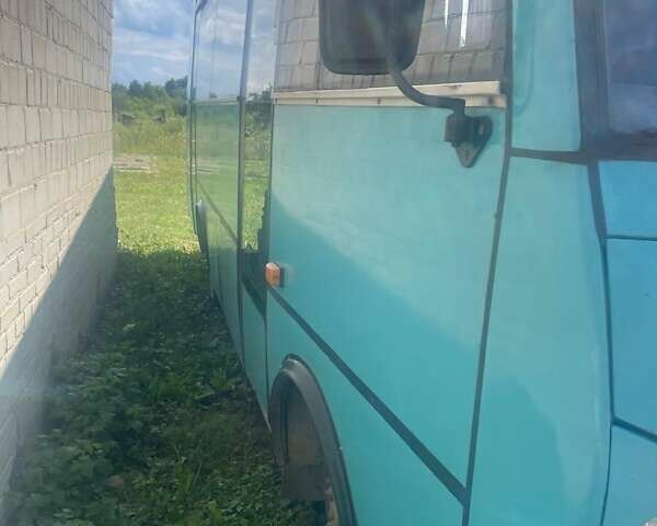 Зеленый ЗАЗ A07А I-VAN, объемом двигателя 5.7 л и пробегом 400 тыс. км за 10000 $, фото 1 на Automoto.ua