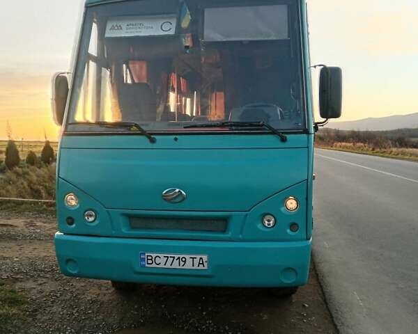 Зеленый ЗАЗ A07А I-VAN, объемом двигателя 5.7 л и пробегом 500 тыс. км за 10000 $, фото 1 на Automoto.ua