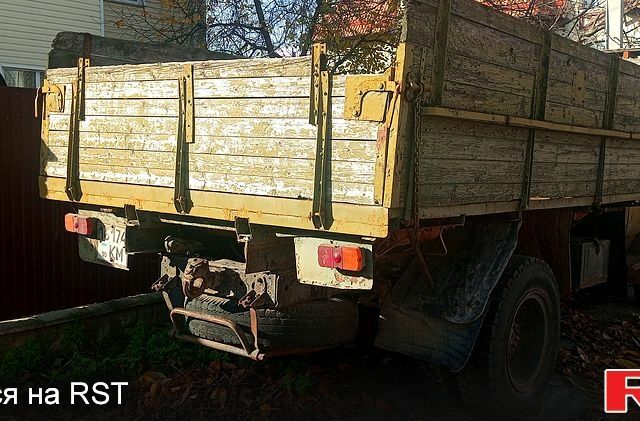 ЗИЛ 130, объемом двигателя 6 л и пробегом 300 тыс. км за 3000 $, фото 1 на Automoto.ua