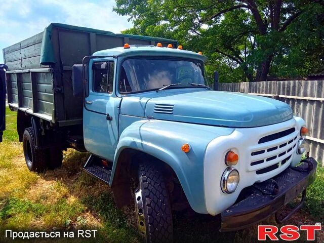 Серый ЗИЛ 130, объемом двигателя 4.5 л и пробегом 0 тыс. км за 13700 $, фото 1 на Automoto.ua