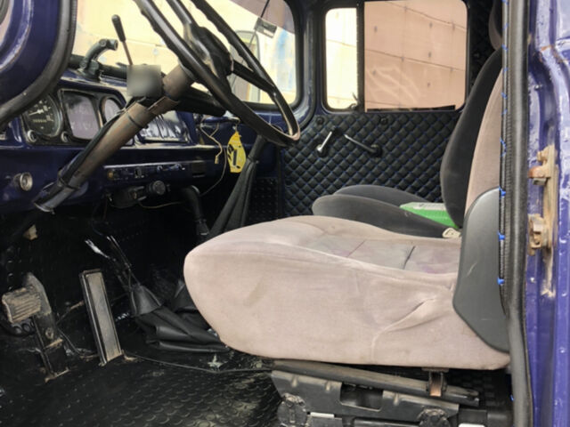 Синий ЗИЛ 130, объемом двигателя 6 л и пробегом 100 тыс. км за 6800 $, фото 1 на Automoto.ua