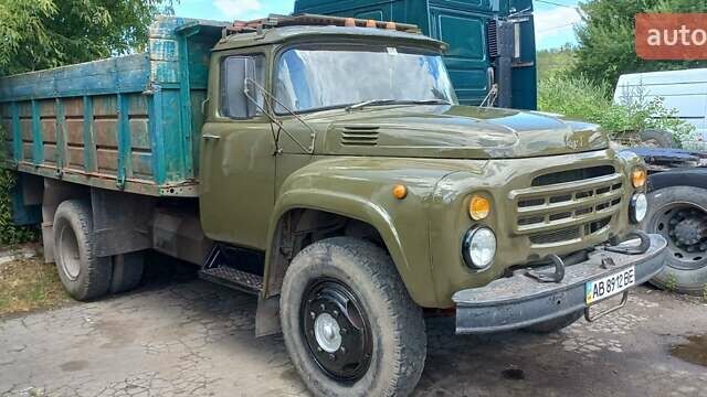 Зеленый ЗИЛ 130, объемом двигателя 4.75 л и пробегом 96 тыс. км за 3699 $, фото 1 на Automoto.ua