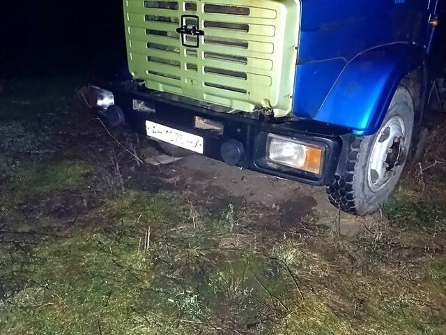 ЗИЛ 4331, объемом двигателя 8 л и пробегом 1000 тыс. км за 8000 $, фото 1 на Automoto.ua