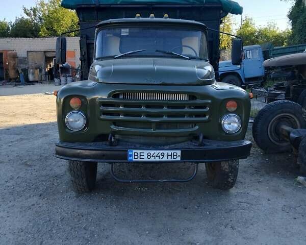 Зеленый ЗИЛ ММЗ 554, объемом двигателя 4.75 л и пробегом 250 тыс. км за 8300 $, фото 1 на Automoto.ua