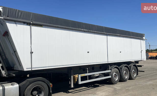 Белый Заслав D 653, объемом двигателя 0 л и пробегом 80 тыс. км за 28999 $, фото 1 на Automoto.ua