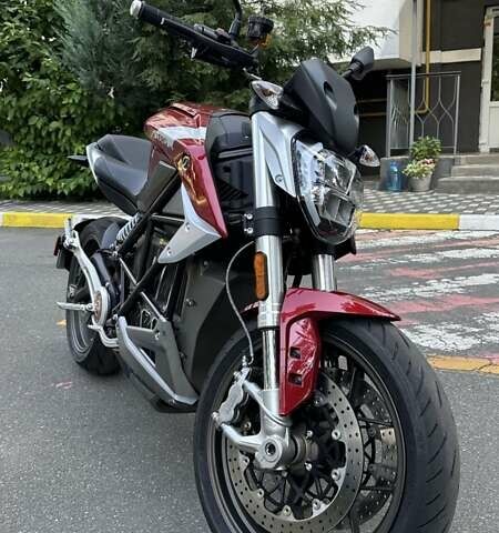 Красный Зеро SR/F, объемом двигателя 0 л и пробегом 2 тыс. км за 15000 $, фото 1 на Automoto.ua