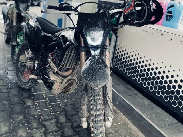 Зонгшен Другая, объемом двигателя 0.3 л и пробегом 0 тыс. км за 1850 $, фото 1 на Automoto.ua