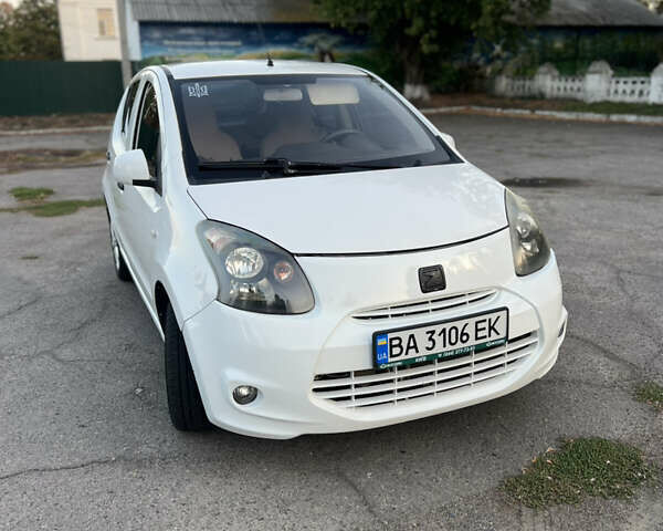 Білий Зотьє З100, об'ємом двигуна 1 л та пробігом 112 тис. км за 3900 $, фото 1 на Automoto.ua
