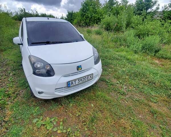 Белый Зотье З100, объемом двигателя 1 л и пробегом 68 тыс. км за 5100 $, фото 1 на Automoto.ua